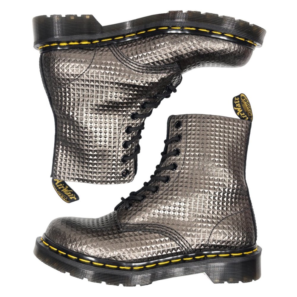 Dr Martens 1460 Gunmetal Pascal Stud Emboss Leather Lace Up Boots Womens US 7